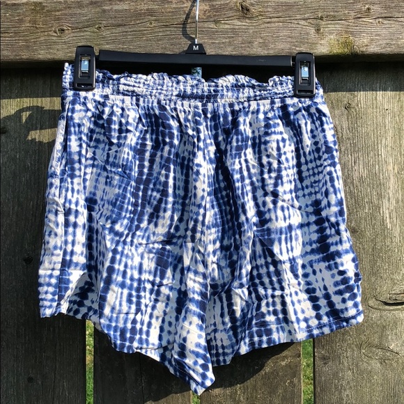 Tie Dye Shorts - Picture 4 of 4